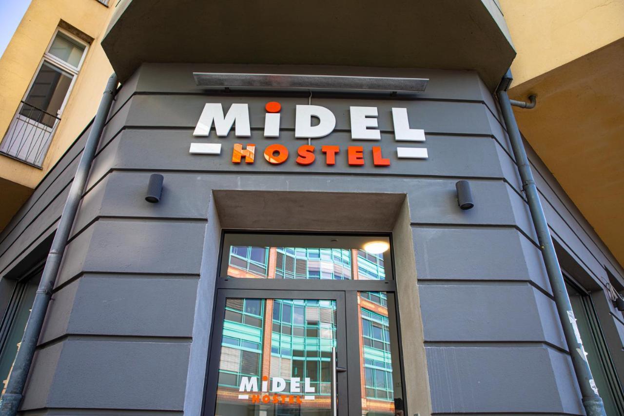 Midel Hostel Берлин Екстериор снимка